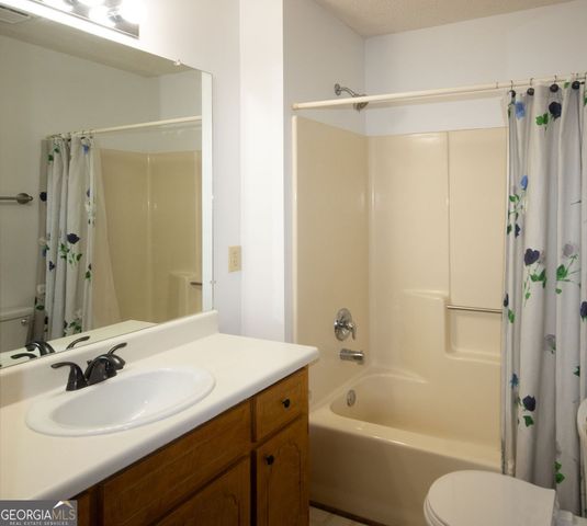162 Price Drive W, Locust Grove, GA 30248