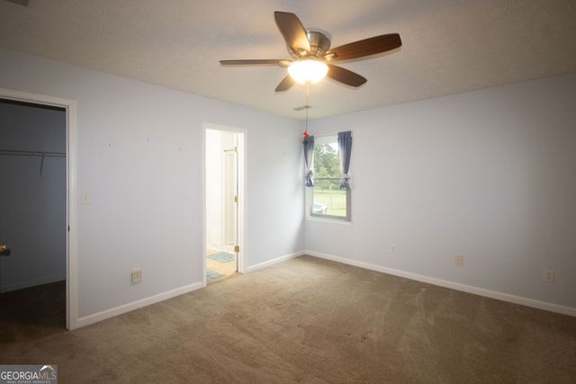 162 Price Drive W, Locust Grove, GA 30248