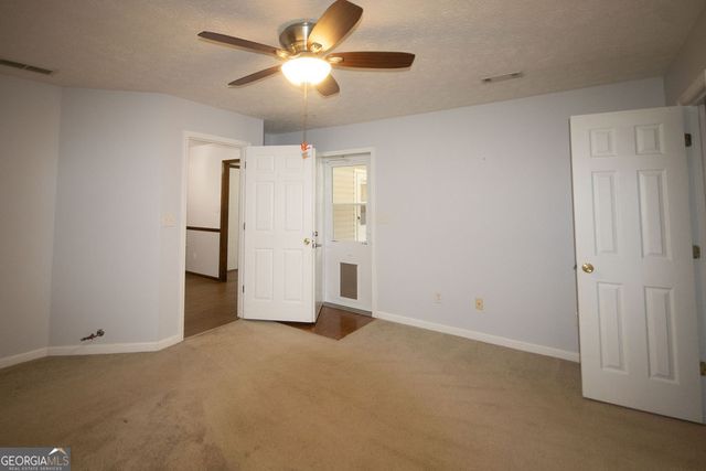 162 Price Drive W, Locust Grove, GA 30248