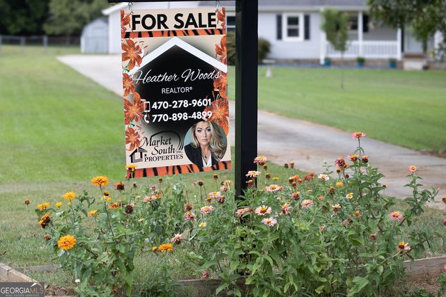 162 Price Drive W, Locust Grove, GA 30248
