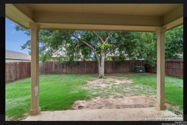 10415 Artesia Ws, Universal City, TX 78148