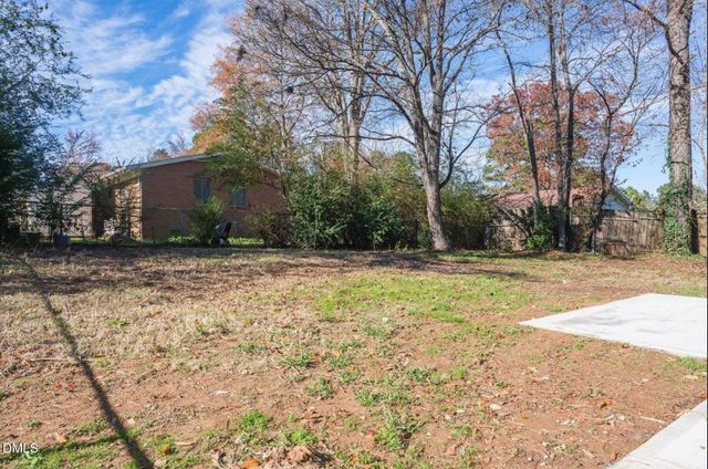 2204 Emerson Place, Durham, NC 27707