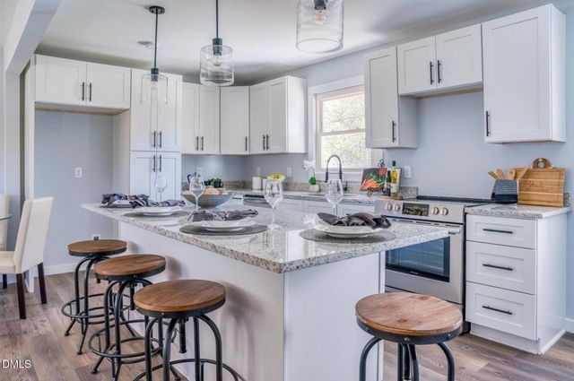 2204 Emerson Place, Durham, NC 27707