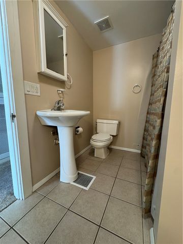1288 Southlyn Drive, Dayton, OH 45409