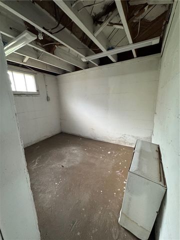 1288 Southlyn Drive, Dayton, OH 45409