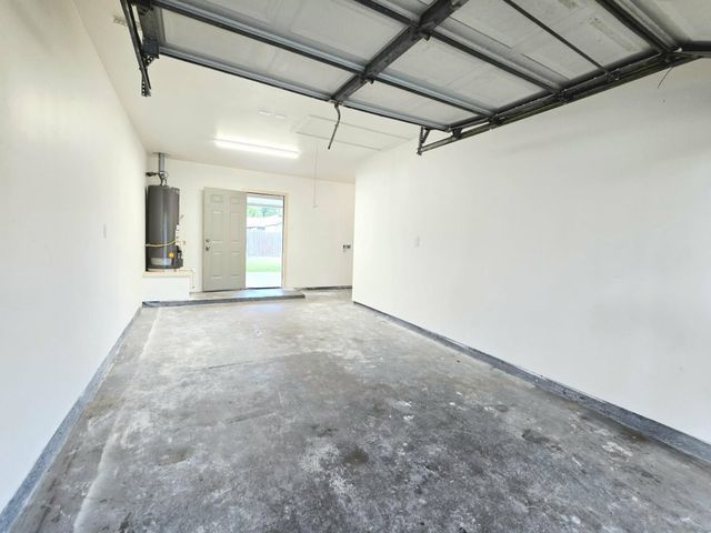 1111 Belshire Road, Pasadena, TX 77502