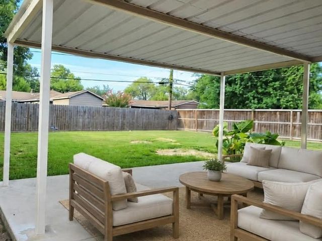 1111 Belshire Road, Pasadena, TX 77502