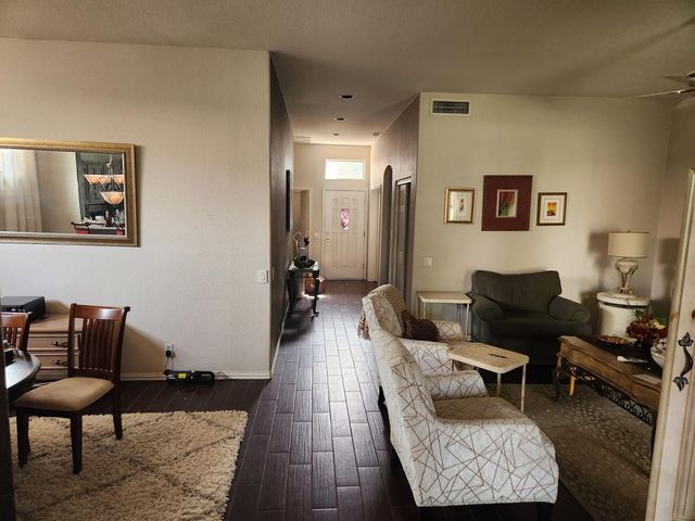 23812 S Pleasant Way, Sun Lakes, AZ 85248