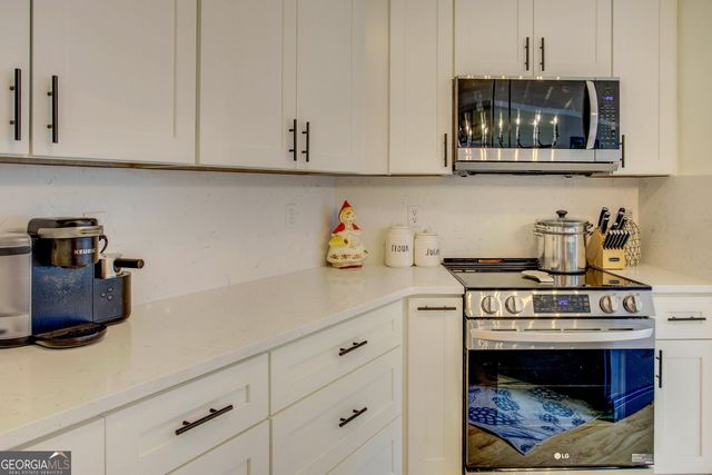 1435 Barrett Place Lane, Lawrenceville, GA 30043