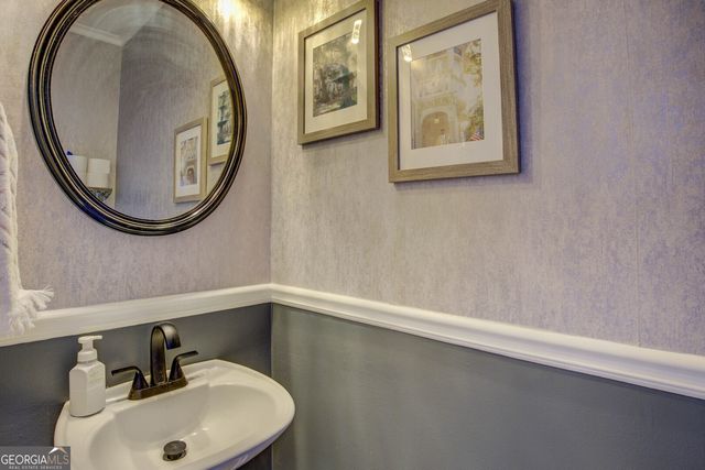 1435 Barrett Place Lane, Lawrenceville, GA 30043