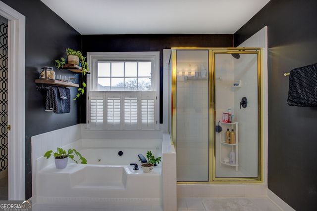 1435 Barrett Place Lane, Lawrenceville, GA 30043