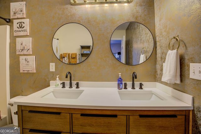 1435 Barrett Place Lane, Lawrenceville, GA 30043