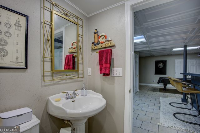 1435 Barrett Place Lane, Lawrenceville, GA 30043