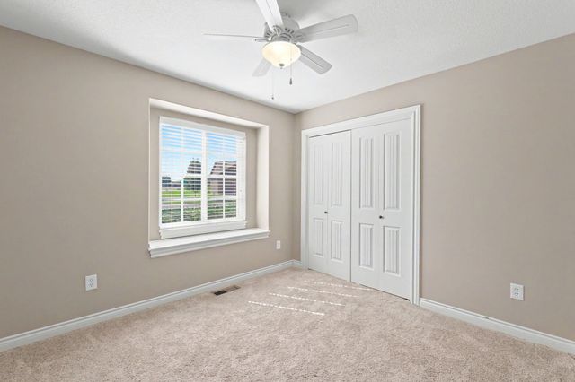 405 S Fawnwood St, Wichita, KS 67235