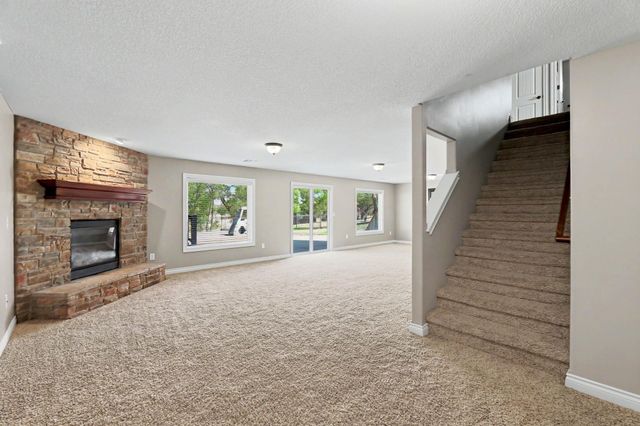 405 S Fawnwood St, Wichita, KS 67235