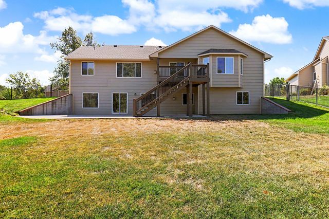 405 S Fawnwood St, Wichita, KS 67235
