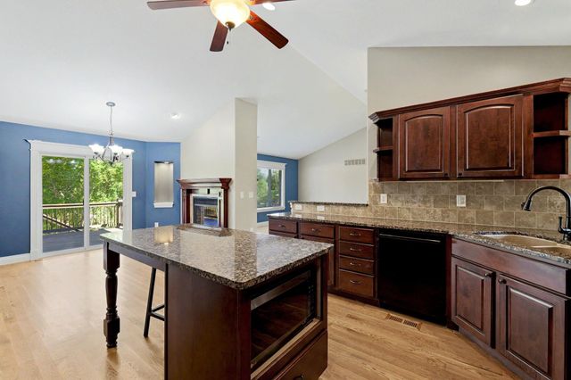 405 S Fawnwood St, Wichita, KS 67235