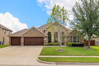 2234 Fallbrooke Drive, Grand Prairie, TX 75050