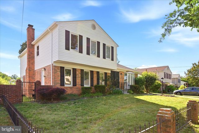 1209 SHADY GLEN DR, District Heights, MD 20747