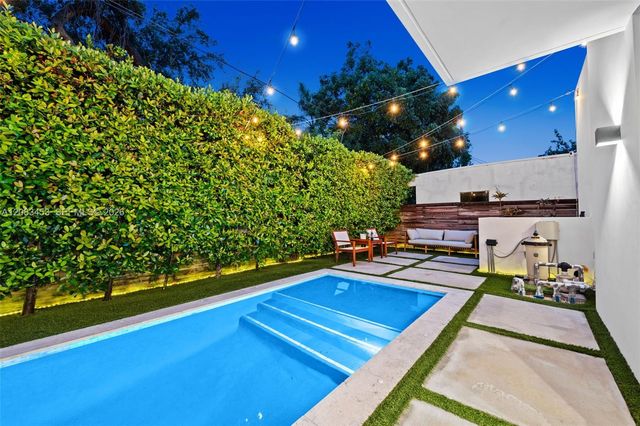 104 NW 47th Terrace 104, Miami, FL 33127