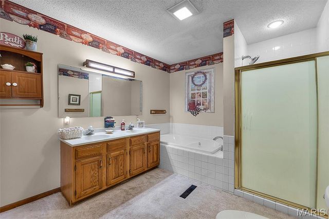 215 Missouri Avenue, Sikeston, MO 63801