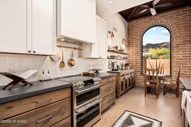 7315 E Wikieup Ci Circle E, Tucson, AZ 85750