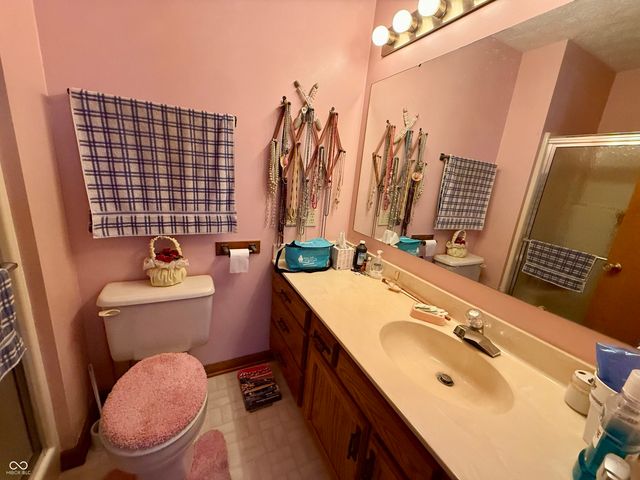 1390 Holiday Lane E, Brownsburg, IN 46112