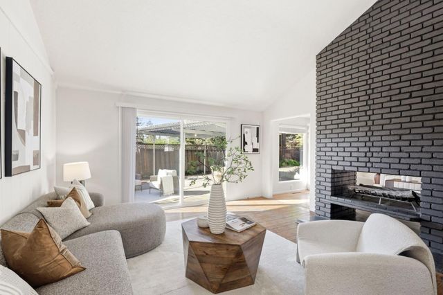 449 Santa Clara Avenue, Redwood City, CA 94061