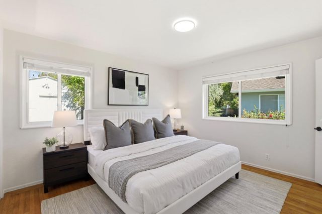 449 Santa Clara Avenue, Redwood City, CA 94061