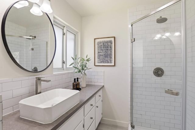 449 Santa Clara Avenue, Redwood City, CA 94061