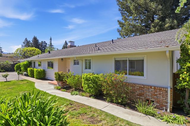 449 Santa Clara Avenue, Redwood City, CA 94061