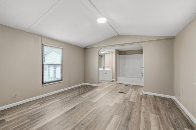 563 Constitution Drive, Winchester, KY 40391