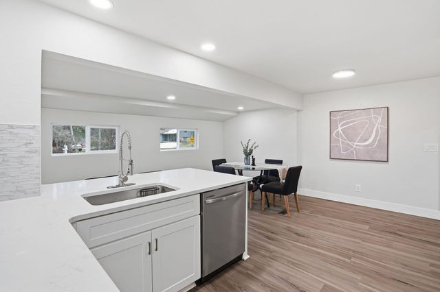 11315 N Madison St, Spokane, WA 99218