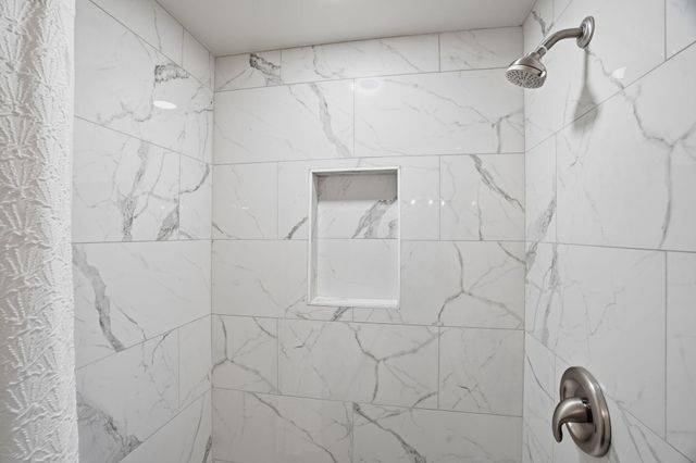 11315 N Madison St, Spokane, WA 99218