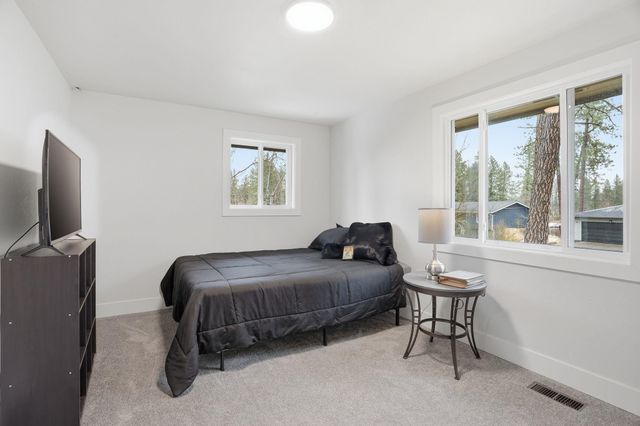 11315 N Madison St, Spokane, WA 99218