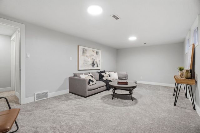 11315 N Madison St, Spokane, WA 99218