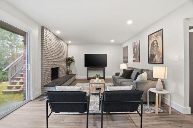 11315 N Madison St, Spokane, WA 99218