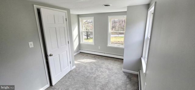 2450 FISSELS CHURCH RD, Glen Rock, PA 17327