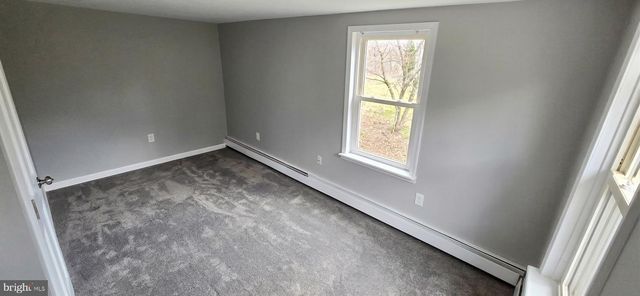 2450 FISSELS CHURCH RD, Glen Rock, PA 17327