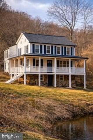 2450 FISSELS CHURCH RD, Glen Rock, PA 17327