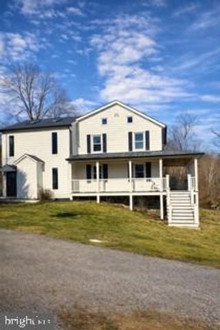 2450 FISSELS CHURCH RD, Glen Rock, PA 17327