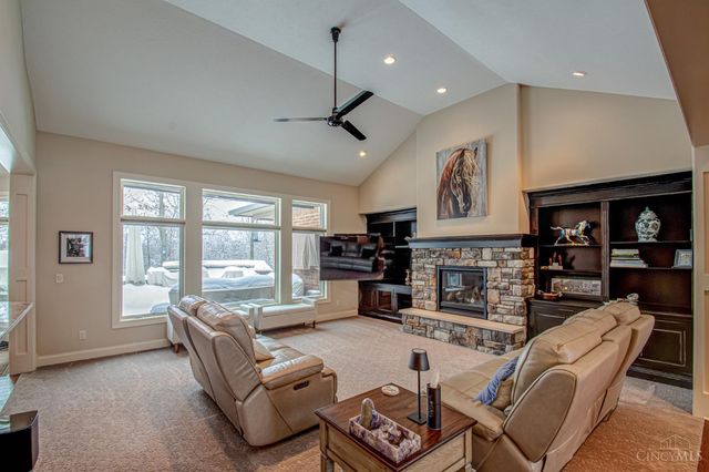 9428 Old Bridge Drive, Washington Twp, OH 45458