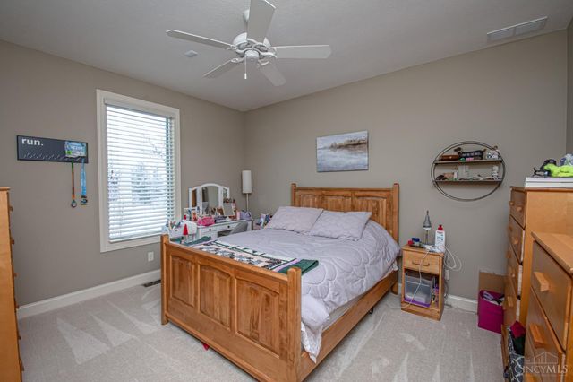 9428 Old Bridge Drive, Washington Twp, OH 45458