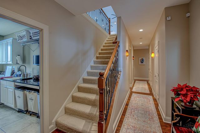 9428 Old Bridge Drive, Washington Twp, OH 45458