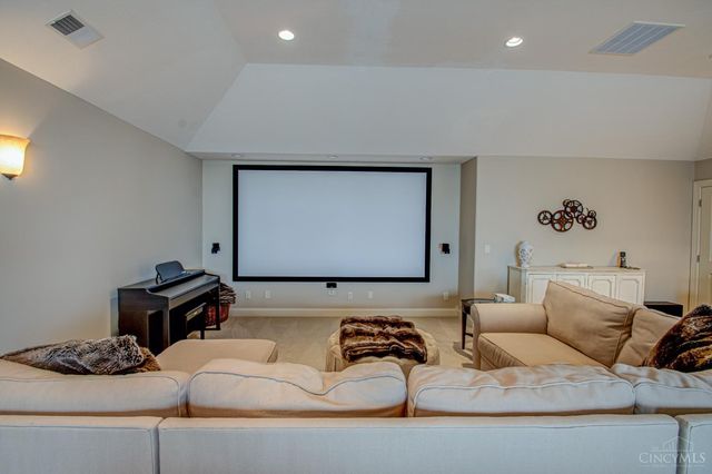 9428 Old Bridge Drive, Washington Twp, OH 45458