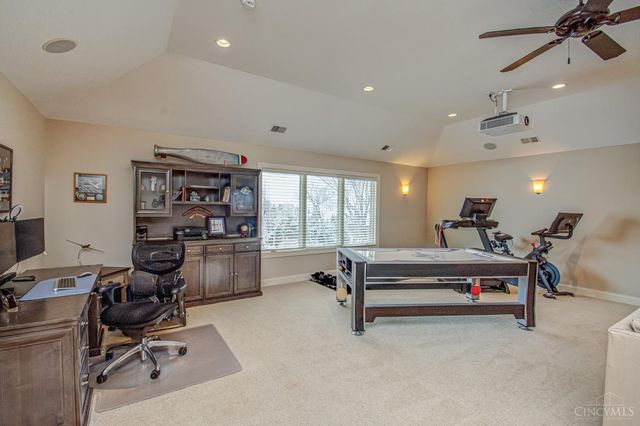 9428 Old Bridge Drive, Washington Twp, OH 45458