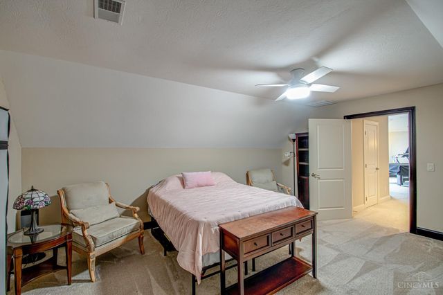 9428 Old Bridge Drive, Washington Twp, OH 45458