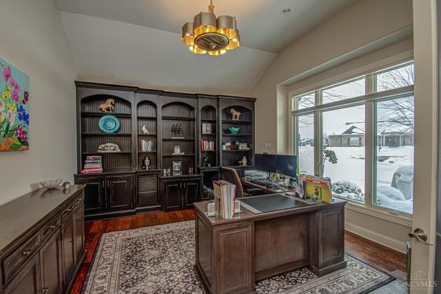 9428 Old Bridge Drive, Washington Twp, OH 45458