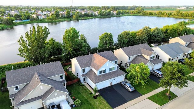2540 Carlisle Lane, Hampshire, IL 60140