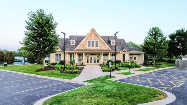 2540 Carlisle Lane, Hampshire, IL 60140